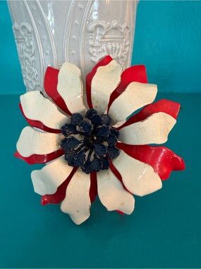 Vintage Red, White & Blue Floral Pin Brooch
